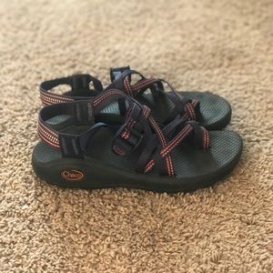 CHACOS women’s size 7.5